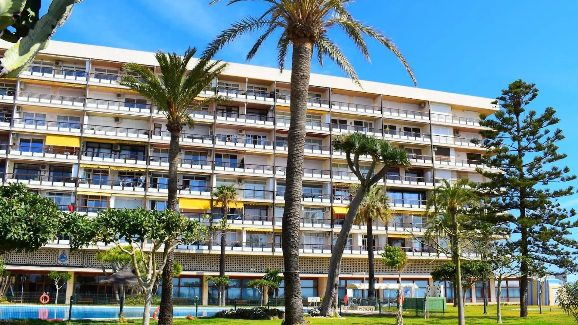 Luminoso estudio en Castillo Santa Clara Torremolinos